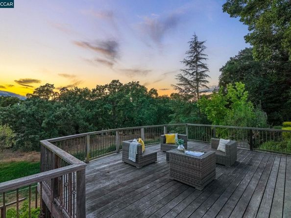 34 Willowview Ct, Danville CA 94526