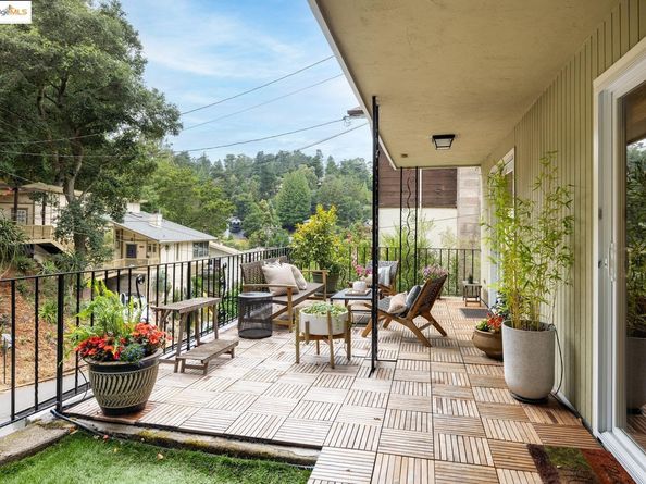 6342 Doran Dr, Oakland CA 94611