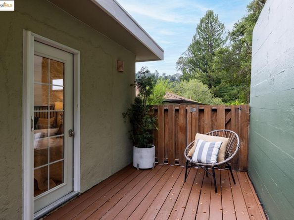 6342 Doran Dr, Oakland CA 94611