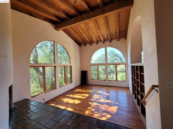 40 Hilldale Ct, Orinda CA 94563