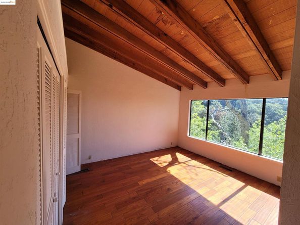 40 Hilldale Ct, Orinda CA 94563