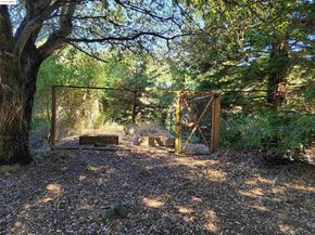40 Hilldale Ct, Orinda CA 94563