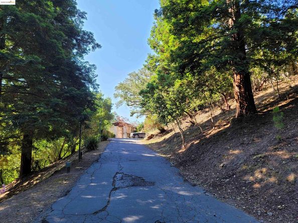 40 Hilldale Ct, Orinda CA 94563