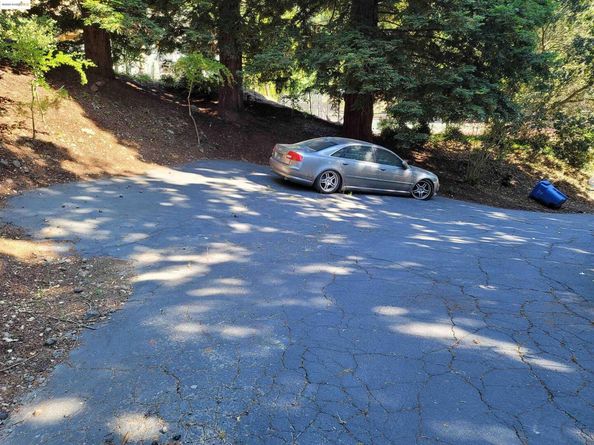 40 Hilldale Ct, Orinda CA 94563