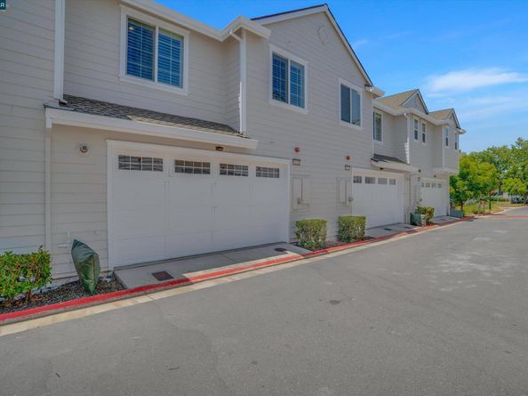 1734 Catalina Ct, Livermore CA 94550