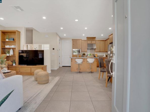 1734 Catalina Ct, Livermore CA 94550