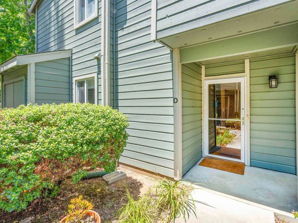 760 Canyon Oaks Dr D, Oakland CA 94605