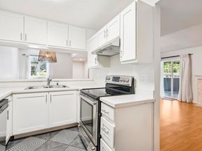 760 Canyon Oaks Dr D, Oakland CA 94605