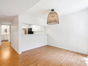 760 Canyon Oaks Dr D, Oakland CA 94605