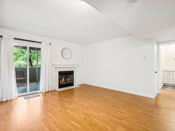 760 Canyon Oaks Dr D, Oakland CA 94605