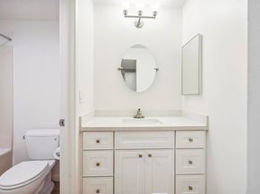 760 Canyon Oaks Dr D, Oakland CA 94605