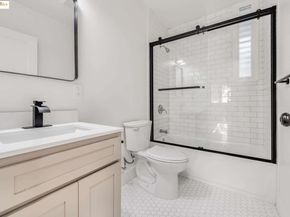 1238 12Th St, Oakland CA 94607