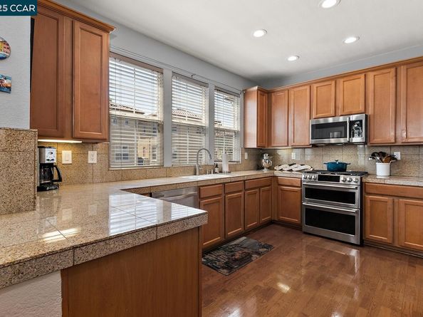 26 Warhol Way, Pleasant Hill CA 94523