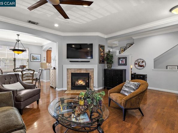 26 Warhol Way, Pleasant Hill CA 94523