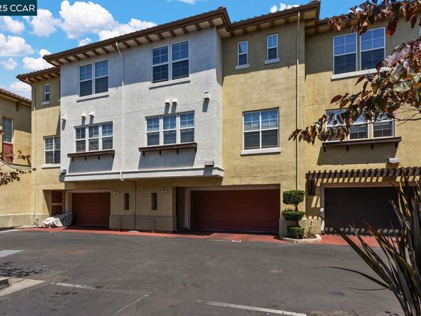 26 Warhol Way, Pleasant Hill CA 94523