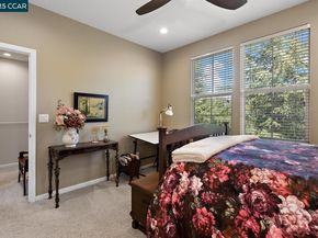 26 Warhol Way, Pleasant Hill CA 94523