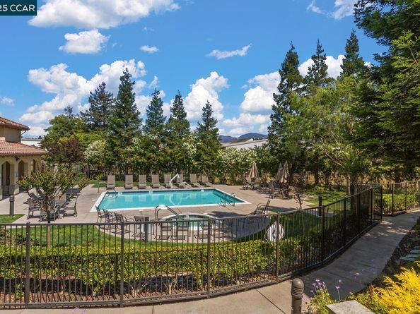 26 Warhol Way, Pleasant Hill CA 94523