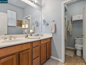 26 Warhol Way, Pleasant Hill CA 94523
