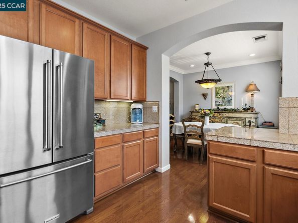 26 Warhol Way, Pleasant Hill CA 94523