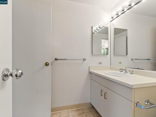 6363 Christie Ave 514, Emeryville CA 94608