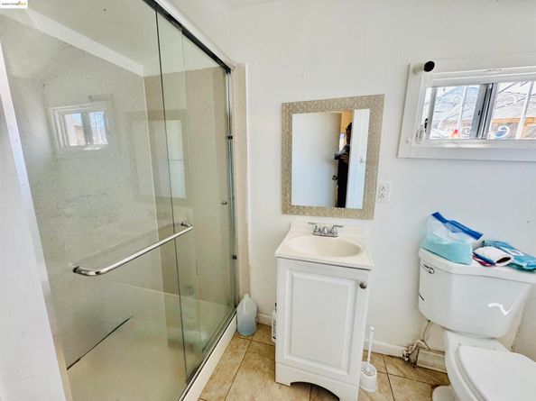 2625 75Th Ave, Oakland CA 94605