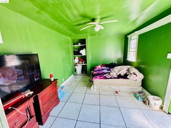 2625 75Th Ave, Oakland CA 94605