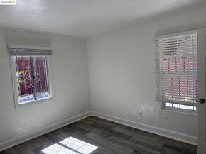 2542 Filbert St, Oakland CA 94607