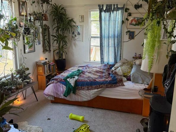 2542 Filbert St, Oakland CA 94607