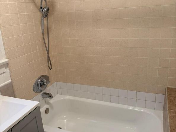 2542 Filbert St, Oakland CA 94607