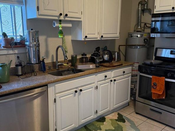 2542 Filbert St, Oakland CA 94607