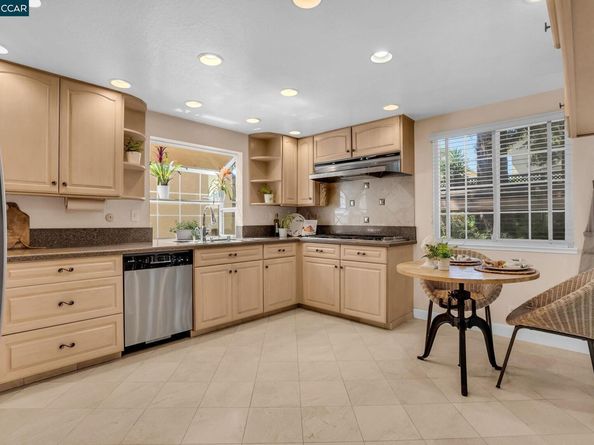 102 Monasterio Ct, San Ramon CA 94583