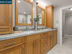 3949 Canyon Rd, Lafayette CA 94549