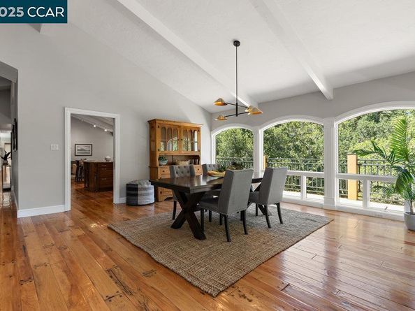 3949 Canyon Rd, Lafayette CA 94549