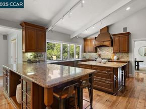 3949 Canyon Rd, Lafayette CA 94549