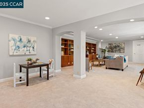 3949 Canyon Rd, Lafayette CA 94549