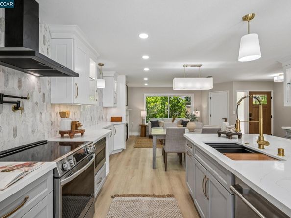 1736 Golden Rain Rd 2, Walnut Creek CA 94595