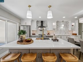 1736 Golden Rain Rd 2, Walnut Creek CA 94595
