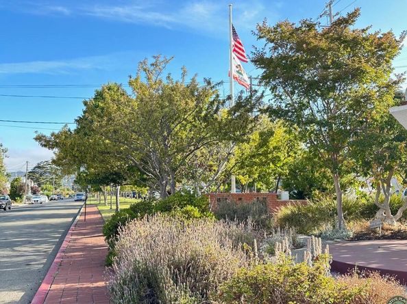840 Key Route Blvd, Albany CA 94706