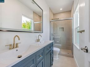 1727 9Th St, Oakland CA 94607