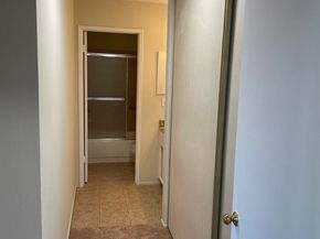 Undisclosed Address #41108229, Emeryville CA 94608
