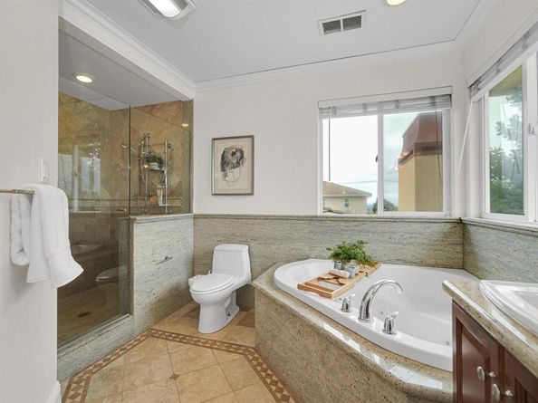 5158 Proctor Rd, Castro Valley CA 94546
