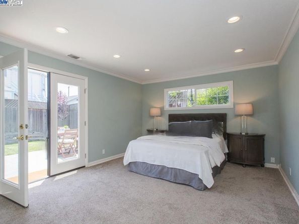 1718 Schiller St, Alameda CA 94501