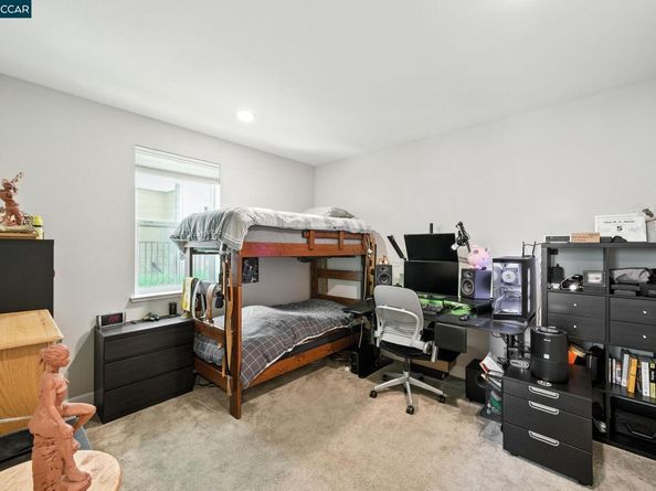 3988 Windsor, Dublin CA 94568