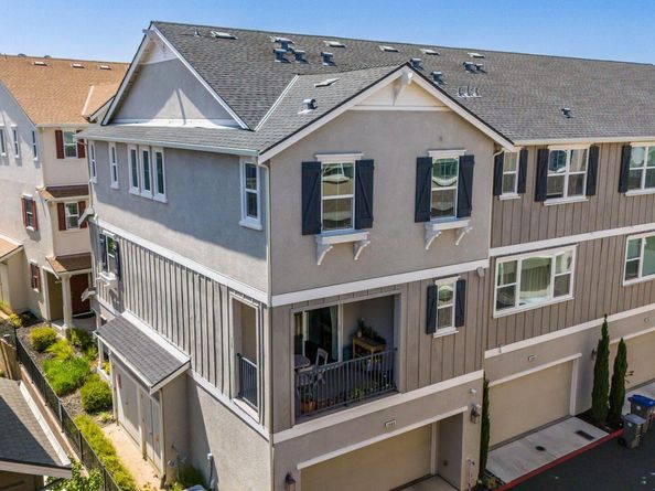 3988 Windsor, Dublin CA 94568