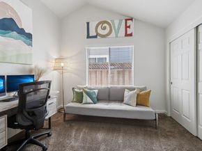 974 Clinton Pl, Pleasanton CA 94566