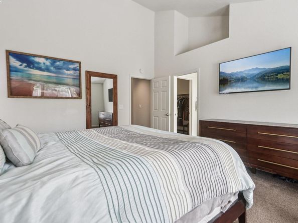 974 Clinton Pl, Pleasanton CA 94566