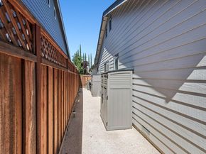 974 Clinton Pl, Pleasanton CA 94566