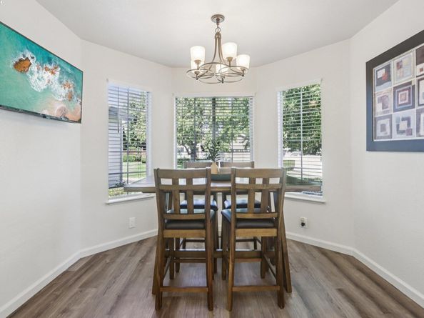 974 Clinton Pl, Pleasanton CA 94566