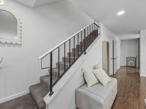 21564 Meekland ave 19, Hayward CA 94541