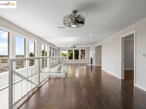 9949 Lawlor St, Oakland CA 94605